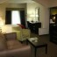 picture of holiday inn express suites