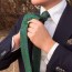 guide to choose the green tie for the