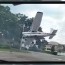 airplane crashes onto busy florida